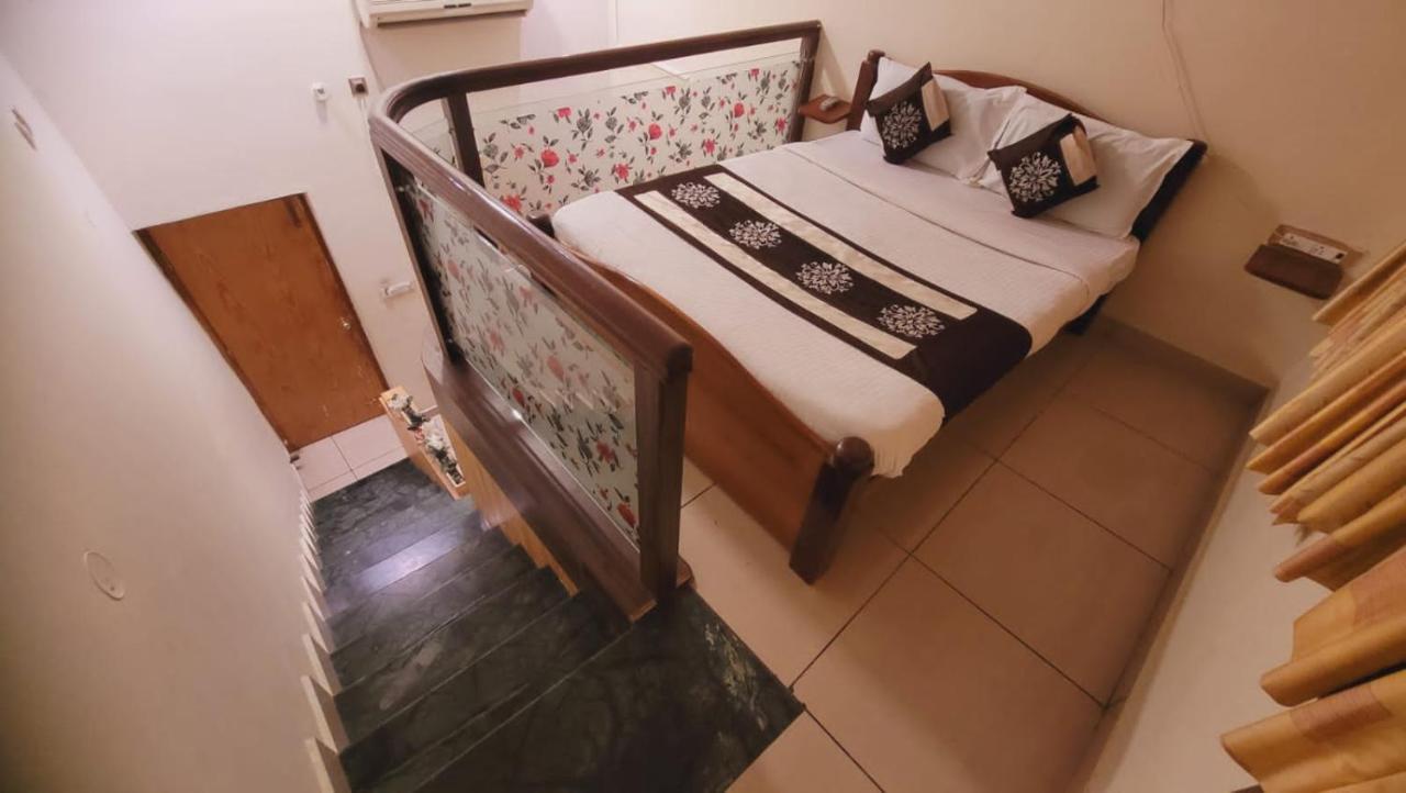 New Jaganmohana Comforts Mysore Ngoại thất bức ảnh